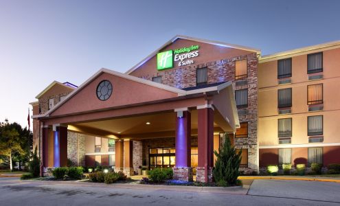 Holiday Inn Express & Suites Harrison by IHG