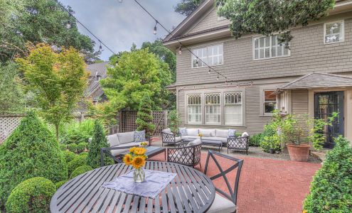 Sea View Inn - luxury vacation rental