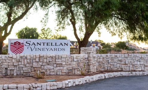 Santellan Vineyards & Inn