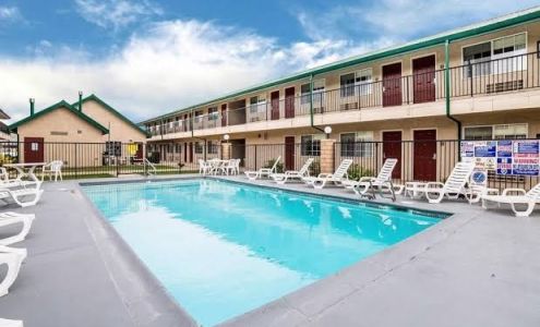 Quality Inn & Suites Minden