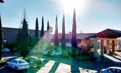 Quality Inn & Suites Cameron Park Shingle Springs