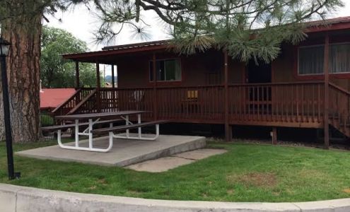 Caboose Motel & Gift Shop
