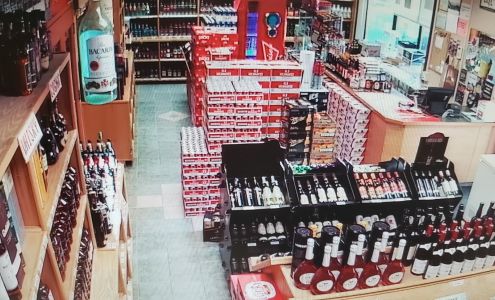 Twelvefoot Liquor Store Peace River