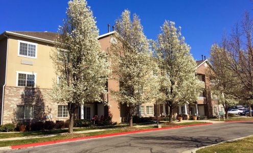 Riley Court Apartments