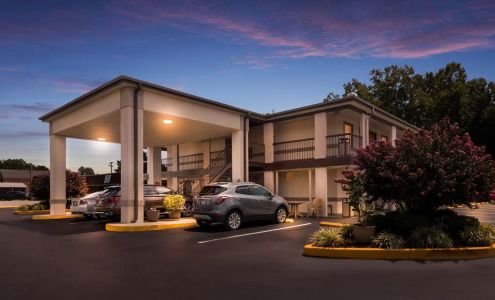 Best Western McKenzie