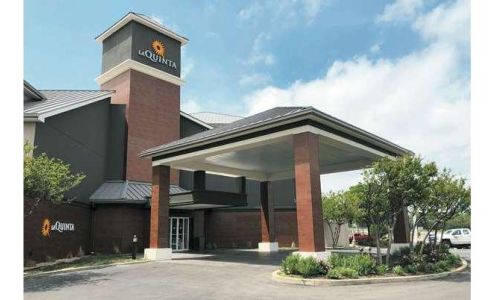 La Quinta Inn & Suites by Wyndham Austin Airport