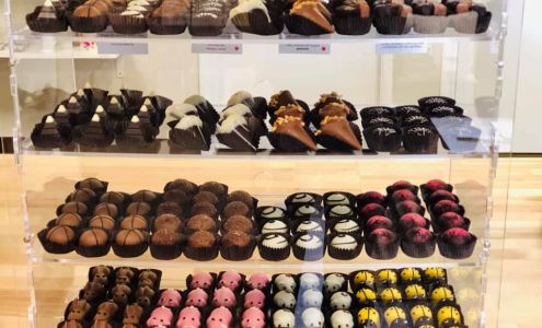 The Local - Skin Spa & Event Floral Beach