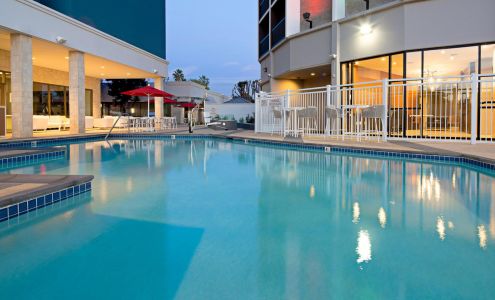 Staybridge Suites Long Beach Airport, an IHG Hotel