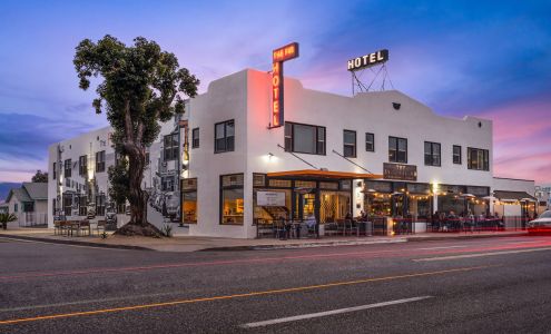 The Fin Hotel, Tapestry Collection by Hilton