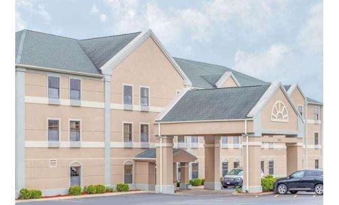 Super 8 by Wyndham Freeport