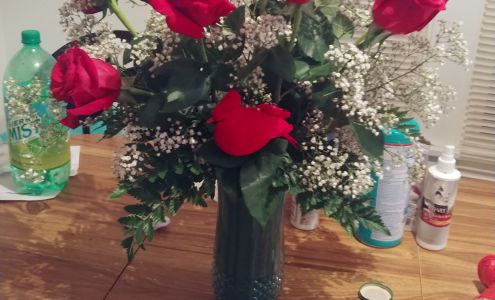 Linda Wolke Floral Shop Sigel