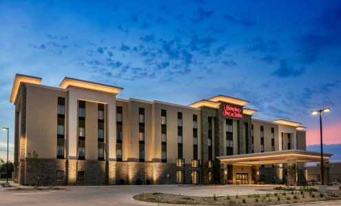 Hampton Inn & Suites Mason City