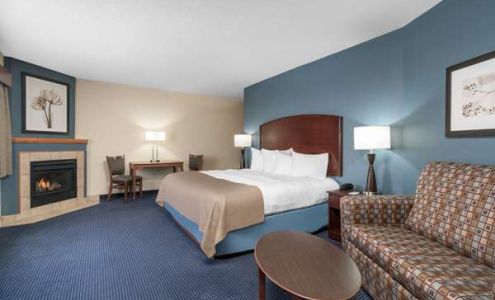 AmericInn by Wyndham Fort Dodge