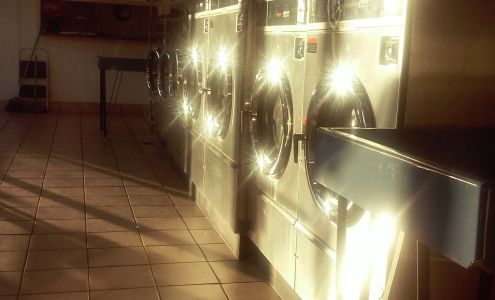 Splish Splash Laundromat