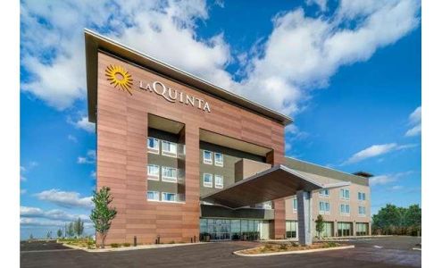 La Quinta Inn & Suites by Wyndham Louisville NE/Old Henry Rd