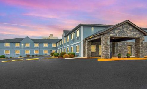 Super 8 by Wyndham Somerset