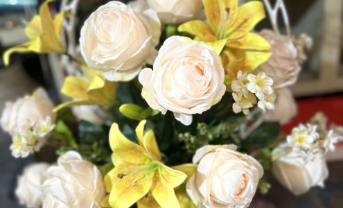 Pecola's Flower Shop