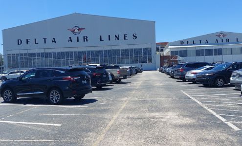 Delta Flight Museum Store Gift Shop