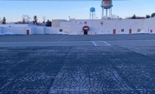 PA Auction Center East Earl