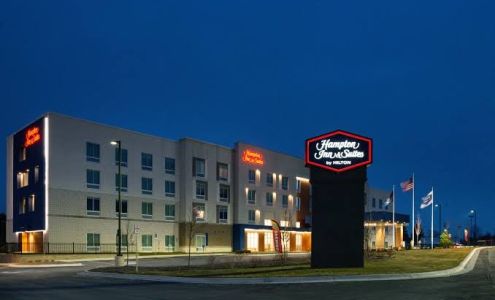 Hampton Inn & Suites Adrian