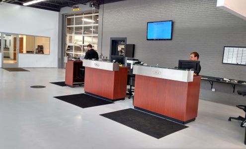 Quick Lane at Lunghamer Ford