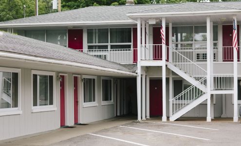 Grand Traverse Motel