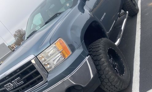 Icon Collision Center