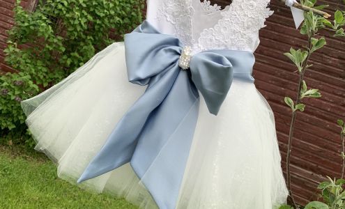 LeslieHenley by appointment only Memphis