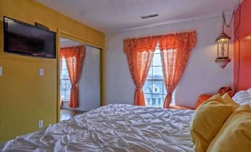 Presley's Penthouse - Vacation With The Memphis Great In Branson