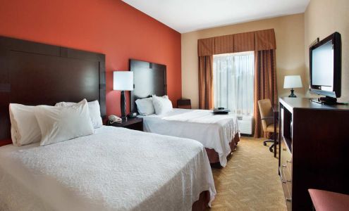 Hampton Inn & Suites Laurel, MS