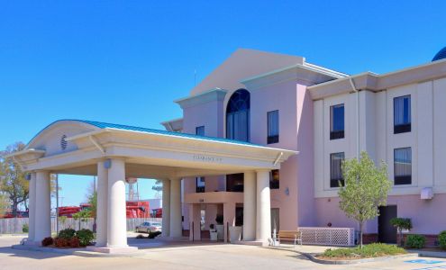 Holiday Inn Express & Suites Cleveland by IHG