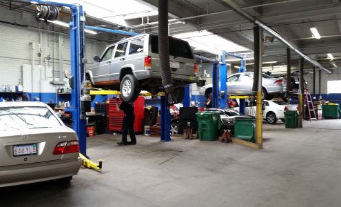 Sako Auto-body - Lexus of Watertown