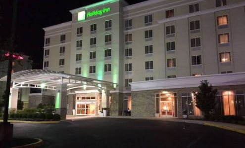 Holiday Inn Petersburg North- Fort Lee, an IHG Hotel