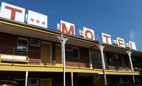 Echo Village Budget Motel