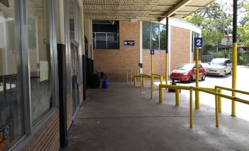 Greyhound: Bus Station