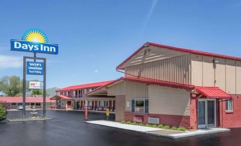 Days Inn by Wyndham Elko