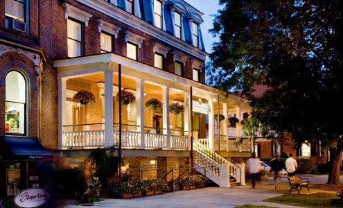 Saratoga Arms Hotel