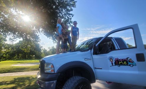 Mom & Me Junk Removal 4640 Big 3 Acres, House Springs Missouri 63051