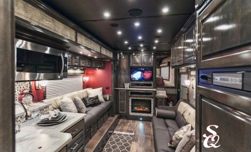 K & M Trailer Sales LLC Rockwell