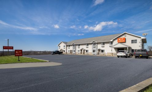 Econo Lodge Inn & Suites
