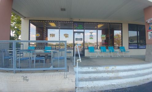 Berne Square Shopping Center