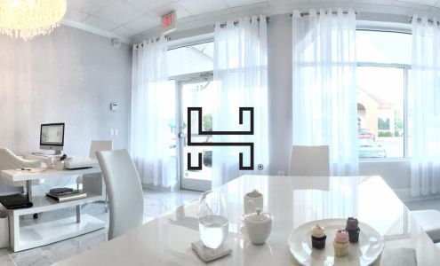 Lily Handt health + beauty