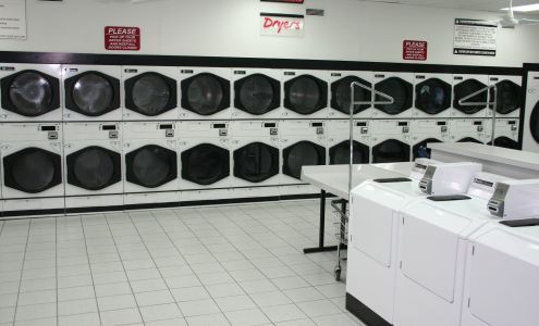 LMARIES Laundromat
