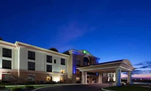 Holiday Inn Express & Suites Bowling Green, an IHG Hotel