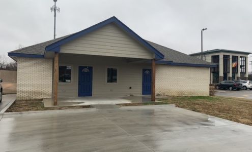 Animal Medical Center 2610 SE Washington Blvd, Bartlesville Oklahoma 74006