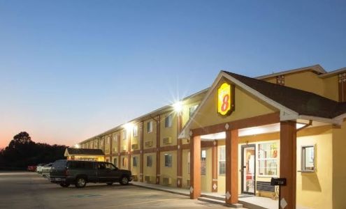 Super 8 by Wyndham Chickasha