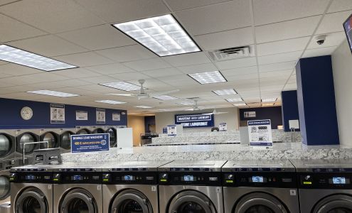 Stowe Laundromat - Modern Maytag Laundry | Best self service facility in Stowe PA and Pottstown areas | Coin free