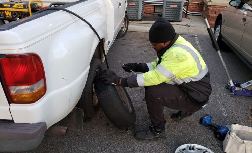 Holmes Towing and Roadside Assistance