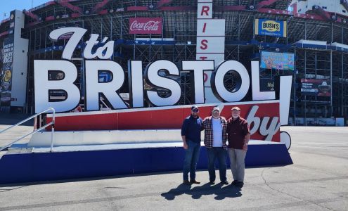 CAMPERS AND MORE Bluff City