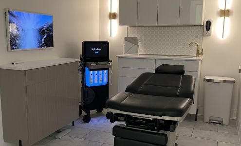 Mathew Epps MD Plastic Surgery/FACE Aesthetics Medical Spa Bluffton